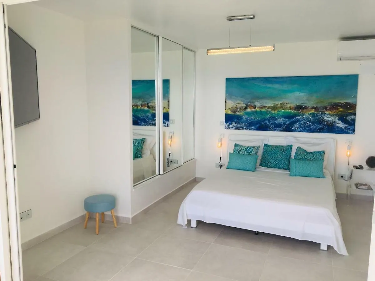 Appartement Studio Cozy Mélissa Élégance - GUADELOUPE , LE GOSIER , DAMPIERRE - JACUZZI-SPA WELLIS EVEREST PREMIUM AVEC PLEINE VUE MER - OCÉAN à 180 degrés